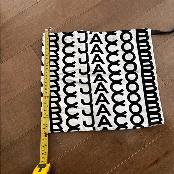 Marc Jacobs Mini Dust Bag - Picture 4 of 5